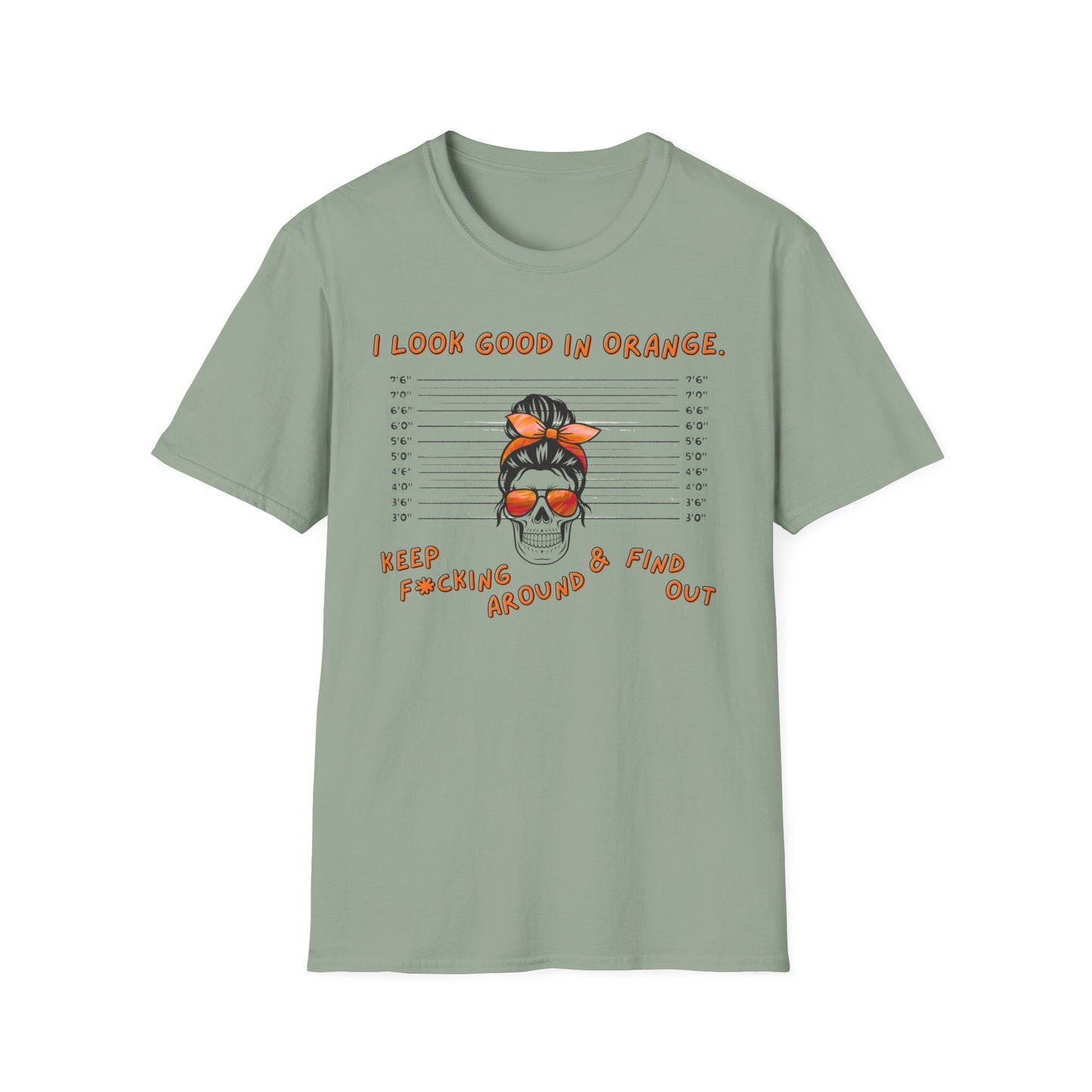 I Look Good in Orange' - Distressed Funny Orange Graphic T-Shirt