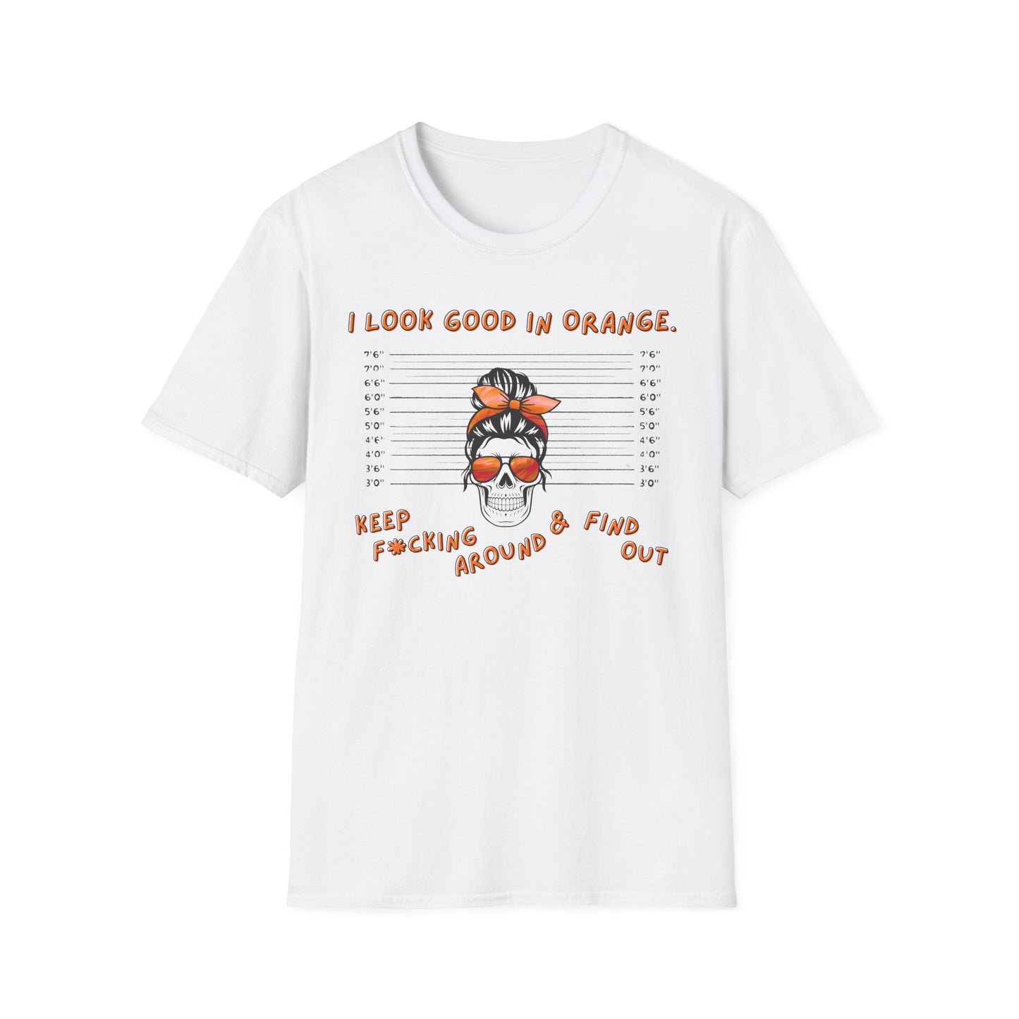 I Look Good in Orange' - Distressed Funny Orange Graphic T-Shirt