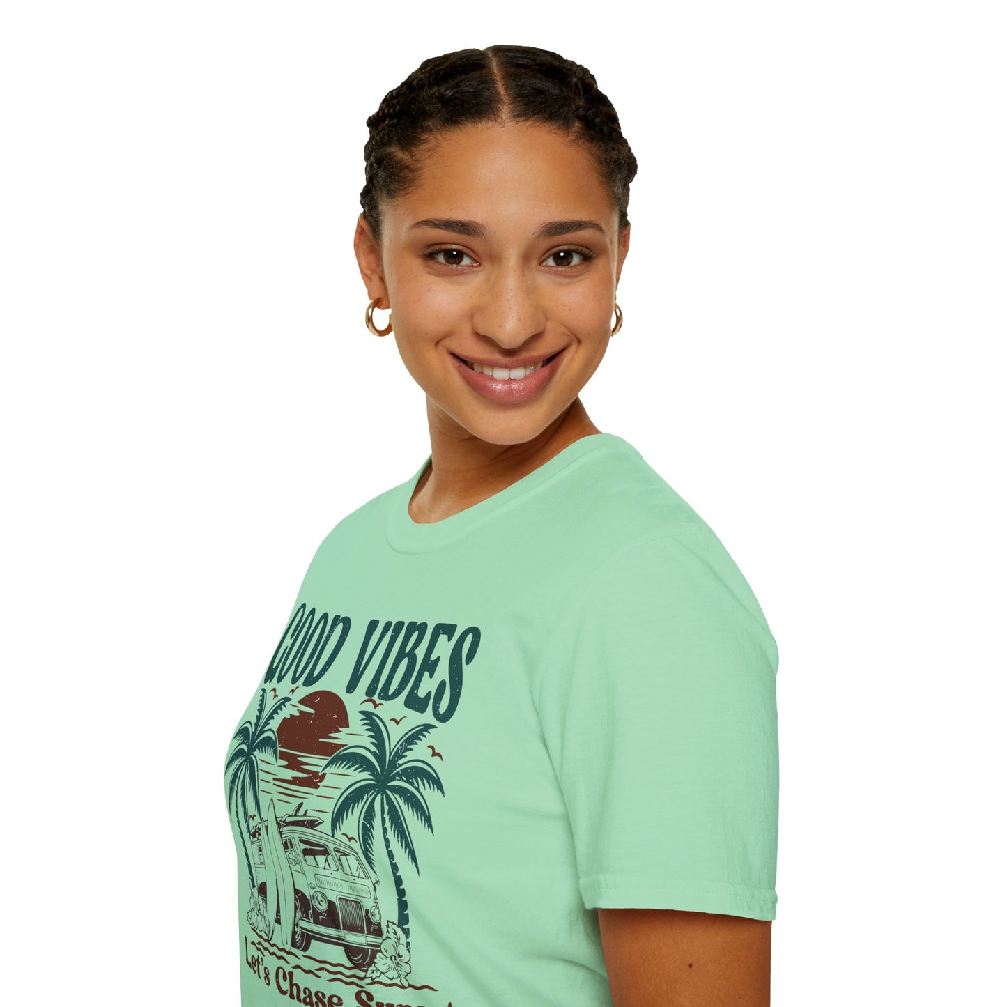 Good Vibes - Chase Sunsets Graphic Tee