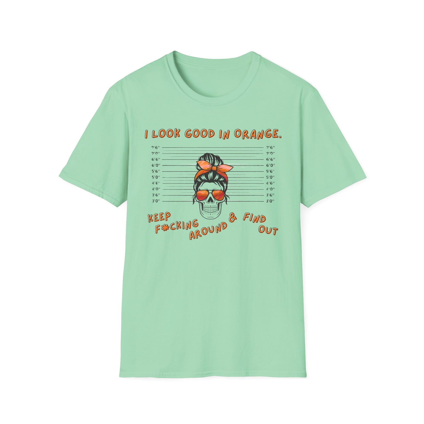 I Look Good in Orange' - Distressed Funny Orange Graphic T-Shirt